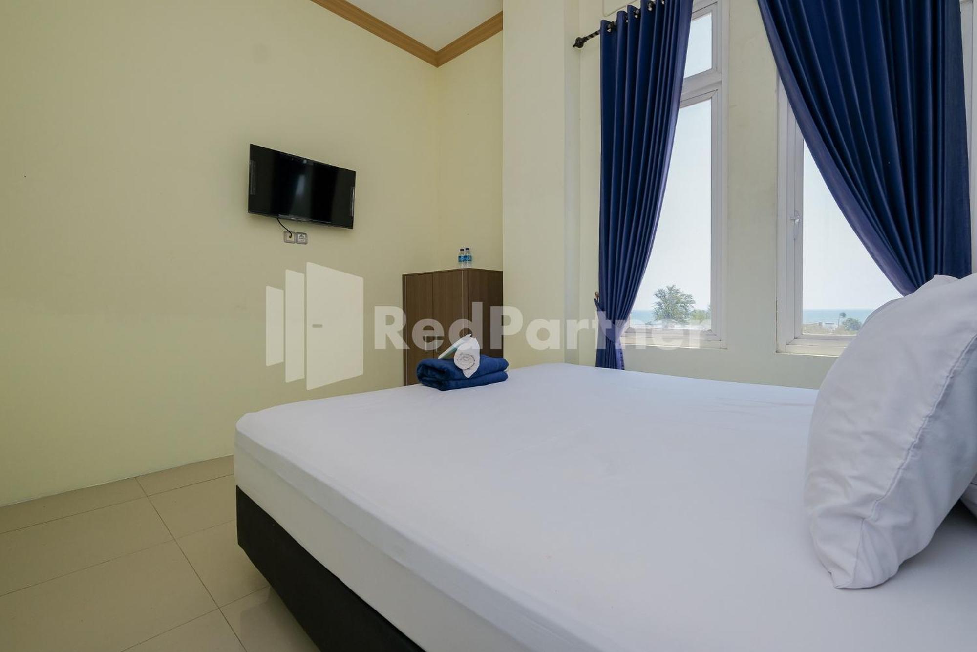 Grand Kencana Guesthouse Syariah Near Wisata Bahari Lamongan Paciran Exterior foto